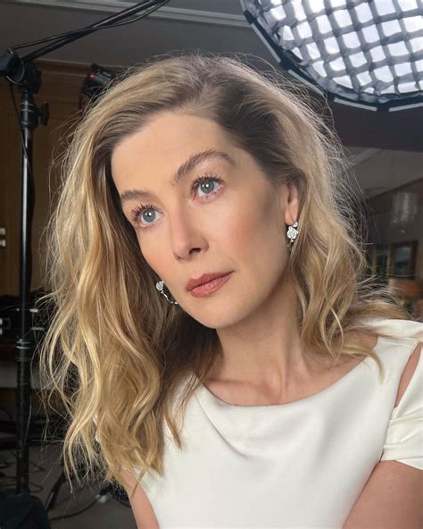 Rosamund Pike (@mspike) • Instagram photos and videos